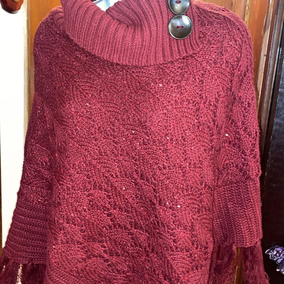 Burgundy Sequin fringe Shawl - Picture 3 of 6